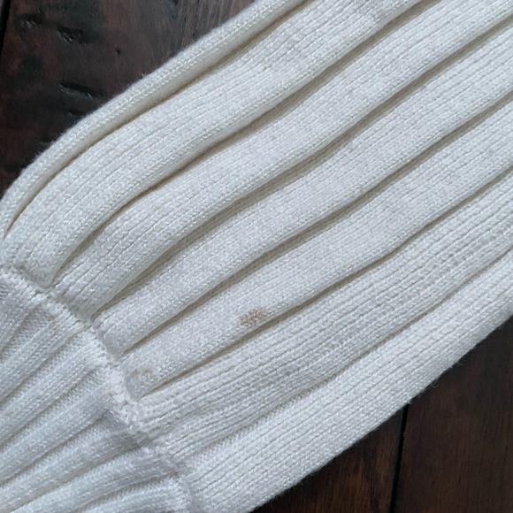 #Aritzia Wilfred Free Plunge Front Wool Button up Cardigan - Picture 4 of 4